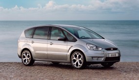 Noleggio auto Ford S-Max